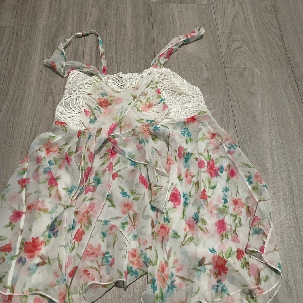 Floral Lace Chemise